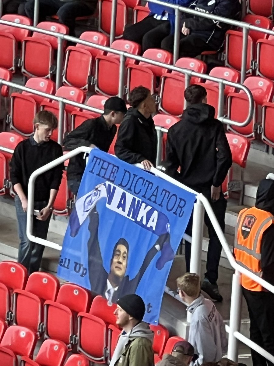 AshFinney1's tweet photo. Love it 🤣🤣🤣 #swfc https://t.co/z1HEMfSZys