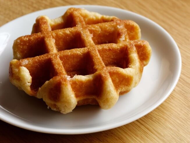 _snyds's tweet image. I believe that a good waffle isn’t in need of syrup, or any sort of topping for it to be good. A good waffle can be eaten alone, it is moist and fluffy enough to be enjoyed as is. Any waffle needing assistance, therefore cannot be a good waffle. Thoughts? #WhyTheory #relatable