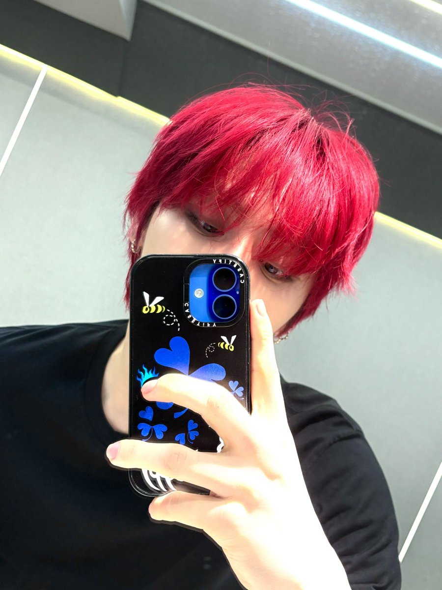 Red Taesan

#BOYNEXTDOOR #TAESAN
#보이넥스트도어 #태산