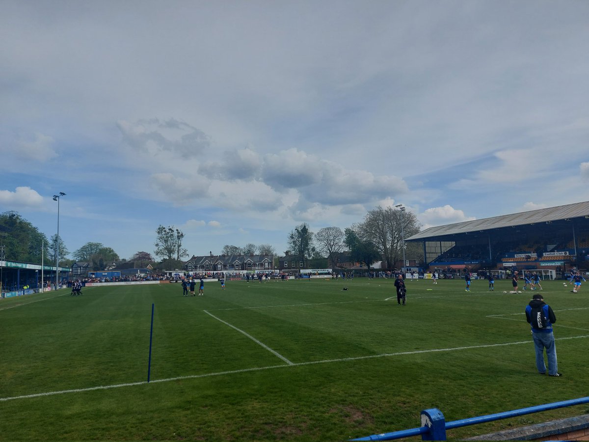 Pitch looking good. COYL 💙💛
