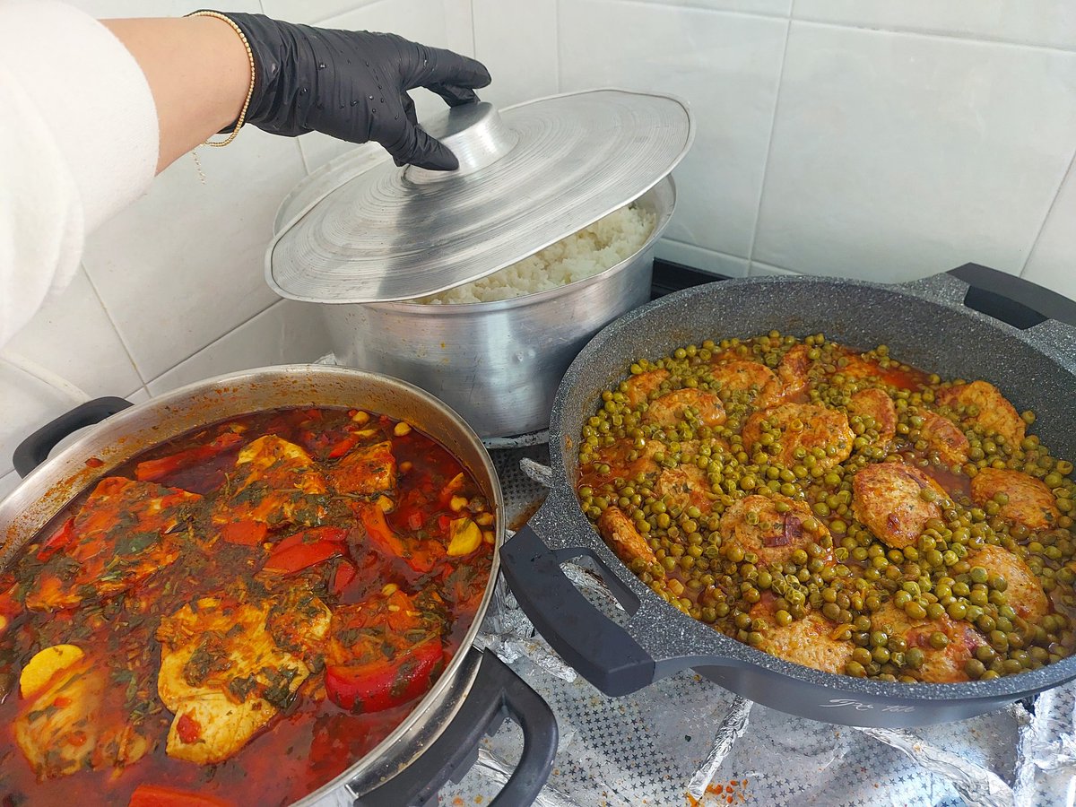 כשאת נכדה לסבתא כורדייה,
את יורשת סירים וכישרון לאורז (וטבית)