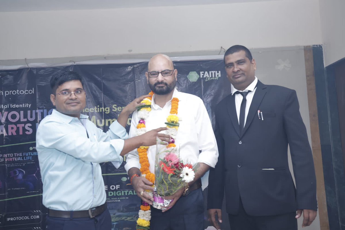 Pawan3270994390's tweet photo. 🌍 This isn’t just a platform.

🔗 https://t.co/JQvCh2BeR6
🔗 https://t.co/vGmUUFIWss

#metahuman #metameet #metaeducation #faithgame #metaedu #faithjob #metajob #metagame #cloudmining #Presale2025 #InvestInCrypto #faithcoin #faithtoken #metaoffice #metaverse #metaland #faith https://t.co/XYrZLz2dCf