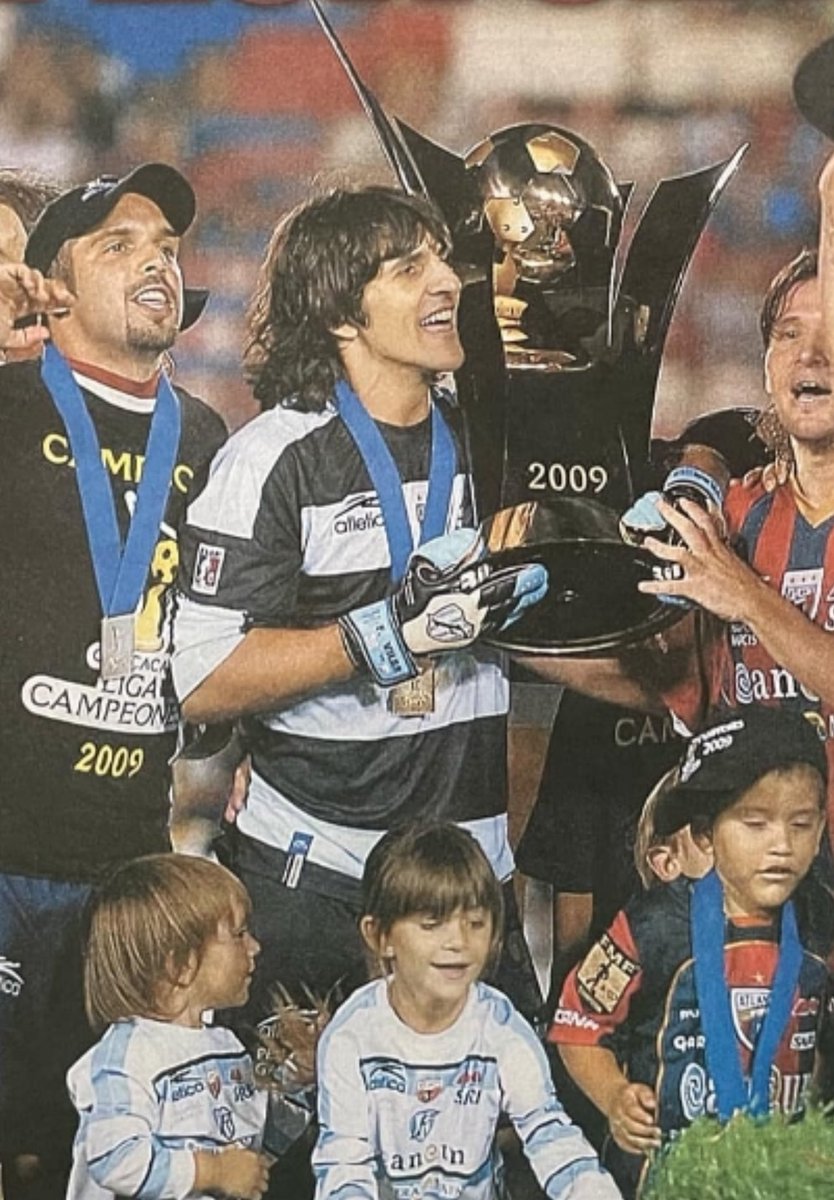 fvcaar03's tweet photo. Felices 109 años !!
Querido Atlante 
💙❤️ https://t.co/5wErZ1IEZZ