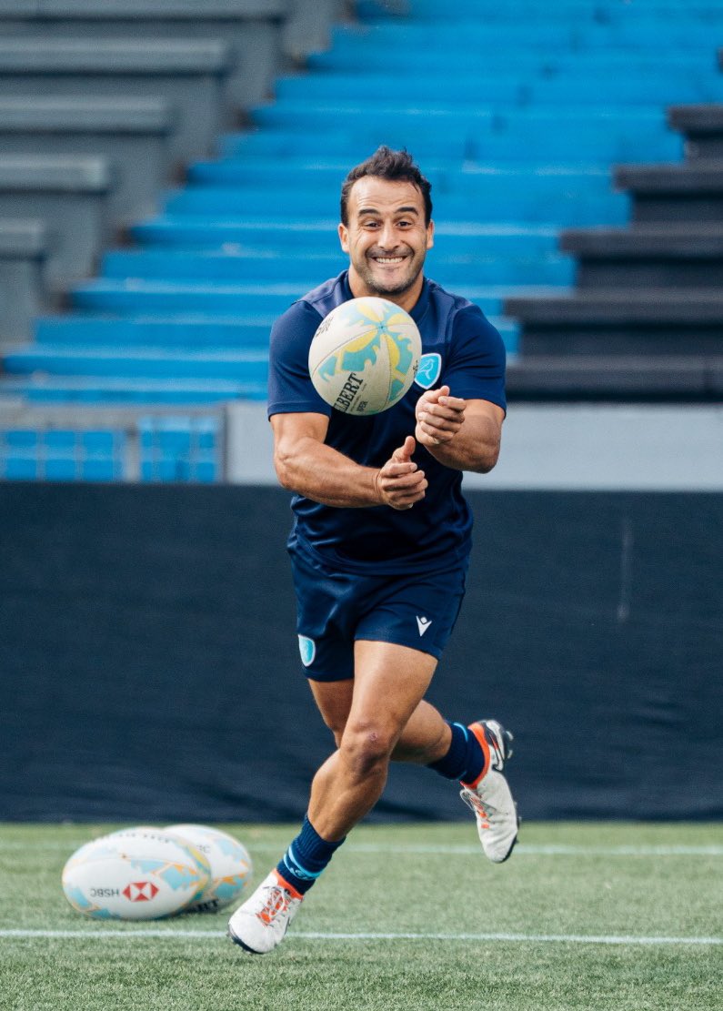 𝗖𝗼𝗻 𝗹𝗮 𝗺𝗶𝗿𝗮 𝗽𝘂𝗲𝘀𝘁𝗮 𝗲𝗻 𝗟𝗼𝘀 𝗔𝗻𝗴𝗲𝗹𝗲𝘀 🇺🇸 

👊🏻 VAMOS TEROS 🇺🇾