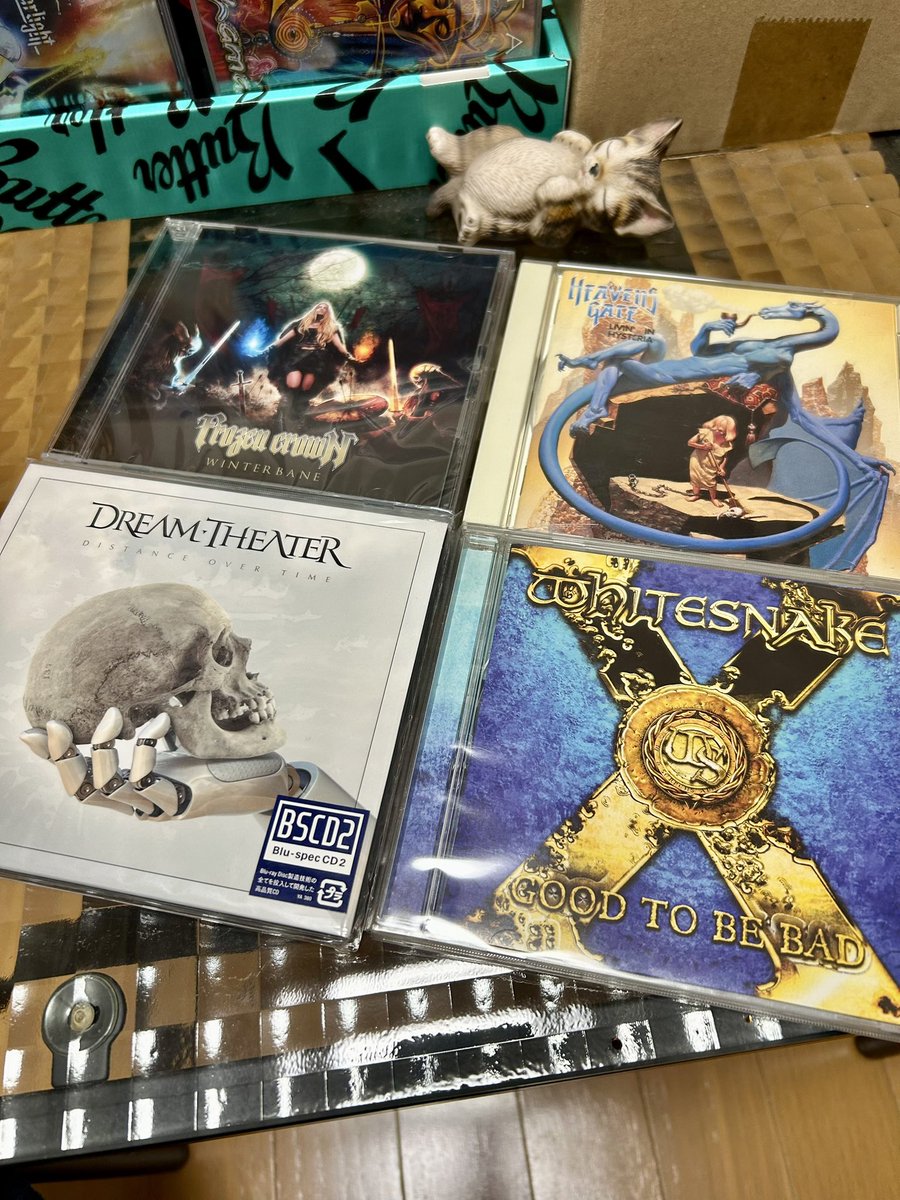 DreamCh24621504's tweet photo. Hi, guys.
I listened to these CDs on April 18th, 2025.

Winterbane / Frozen Crown🇮🇹
#GiadaEtro
Livin' in Hysteria / Heavens Gate🇩🇪
#BonnyBilski
Distance Over Time / Dream Theater🇺🇸
#MikeMangini

#GoodToBeBad / Whitesnake🇬🇧

I was busy this week.😑
I've got to think of something. https://t.co/8WdvRHZu6O