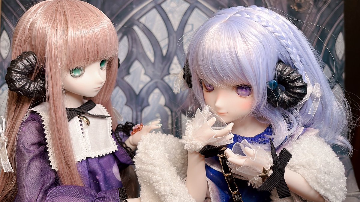 #ドルパ53
🌙新作夜空シリーズ⭐️
今回は夢喰いひつじと星喰いひつじ
夜空に棲むひつじ姉妹の設定です。