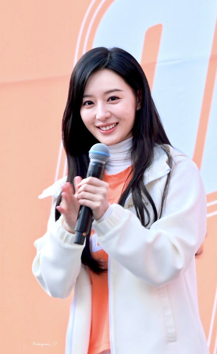 bemyone_77's tweet photo. #김지원 #kimjiwon #金智媛 https://t.co/tYjJJoObMa