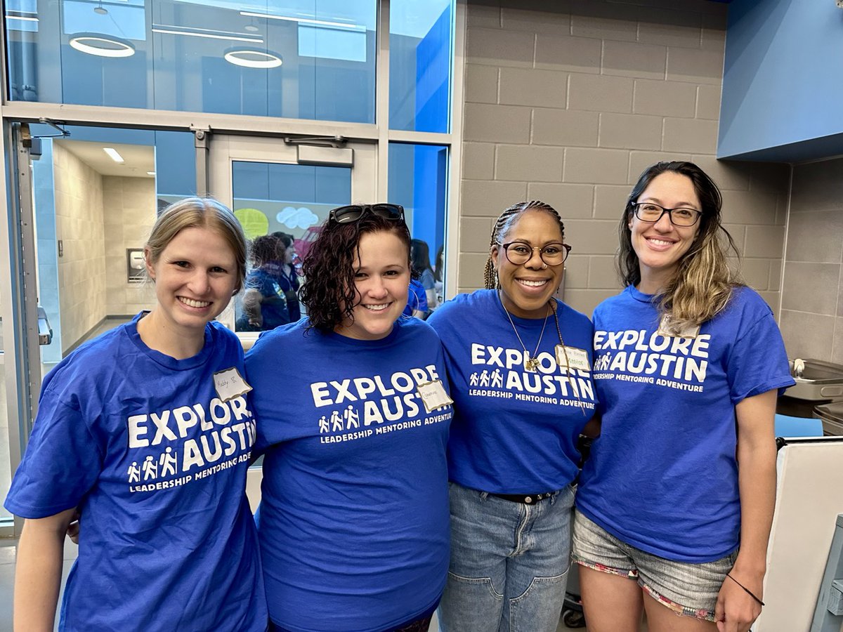 🥾 Our new class of Explorers had their orientation at Govalle Elementary School last weekend. These 45 Explorers got to know each other and their volunteer Mentors while their parents heard the A-Z of what to expect in the Explore Austin program!