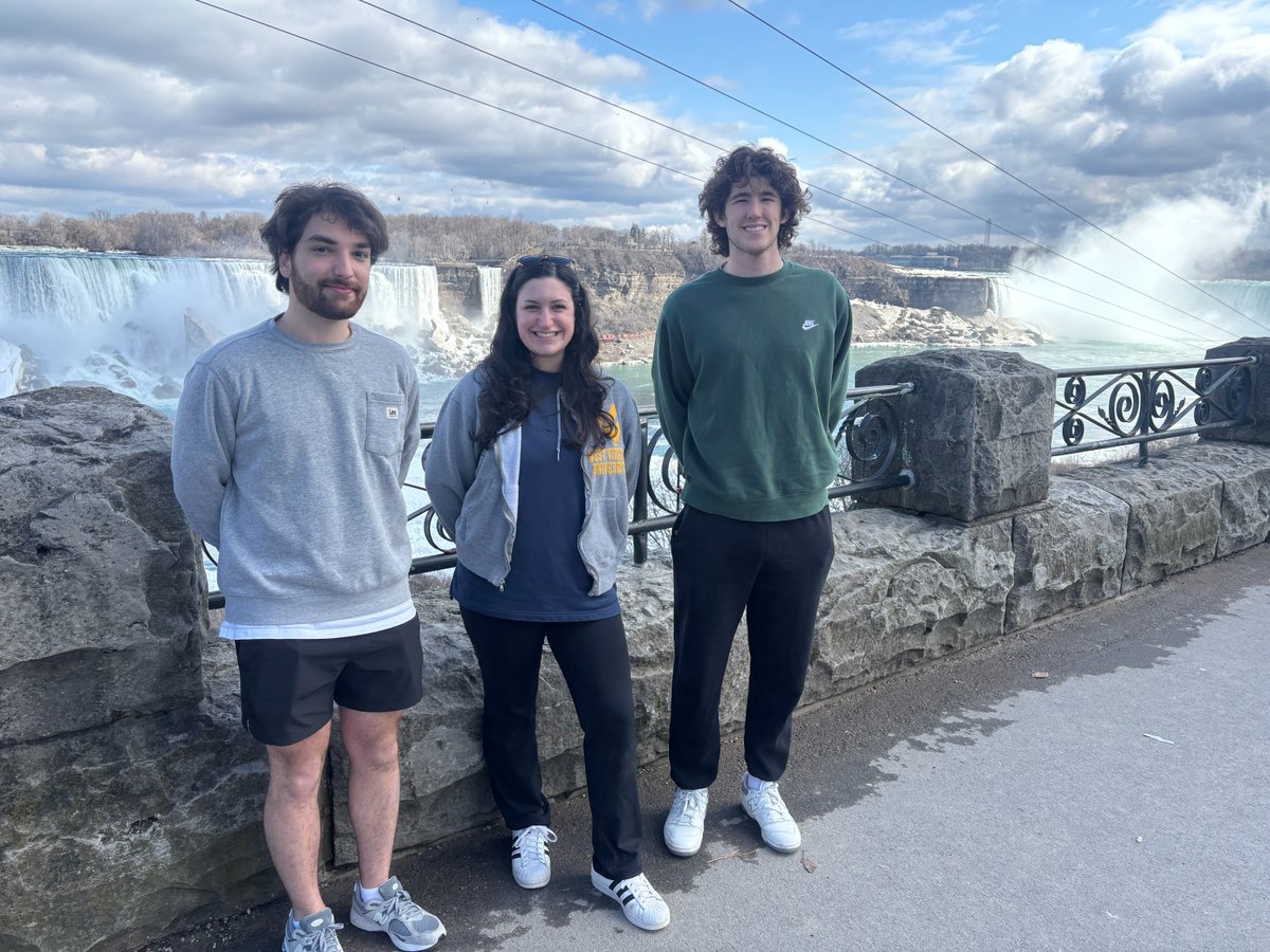 Teamwork takes us places! 🌊✨ A few of our EcoCAR members took a trip across the border to Canada to attend an international mobility event hosted by McMaster University. And of course, they made time for some sightseeing at Niagara Falls! 🛣️🇨🇦
#WVUTravels #EcoCARAbroad #