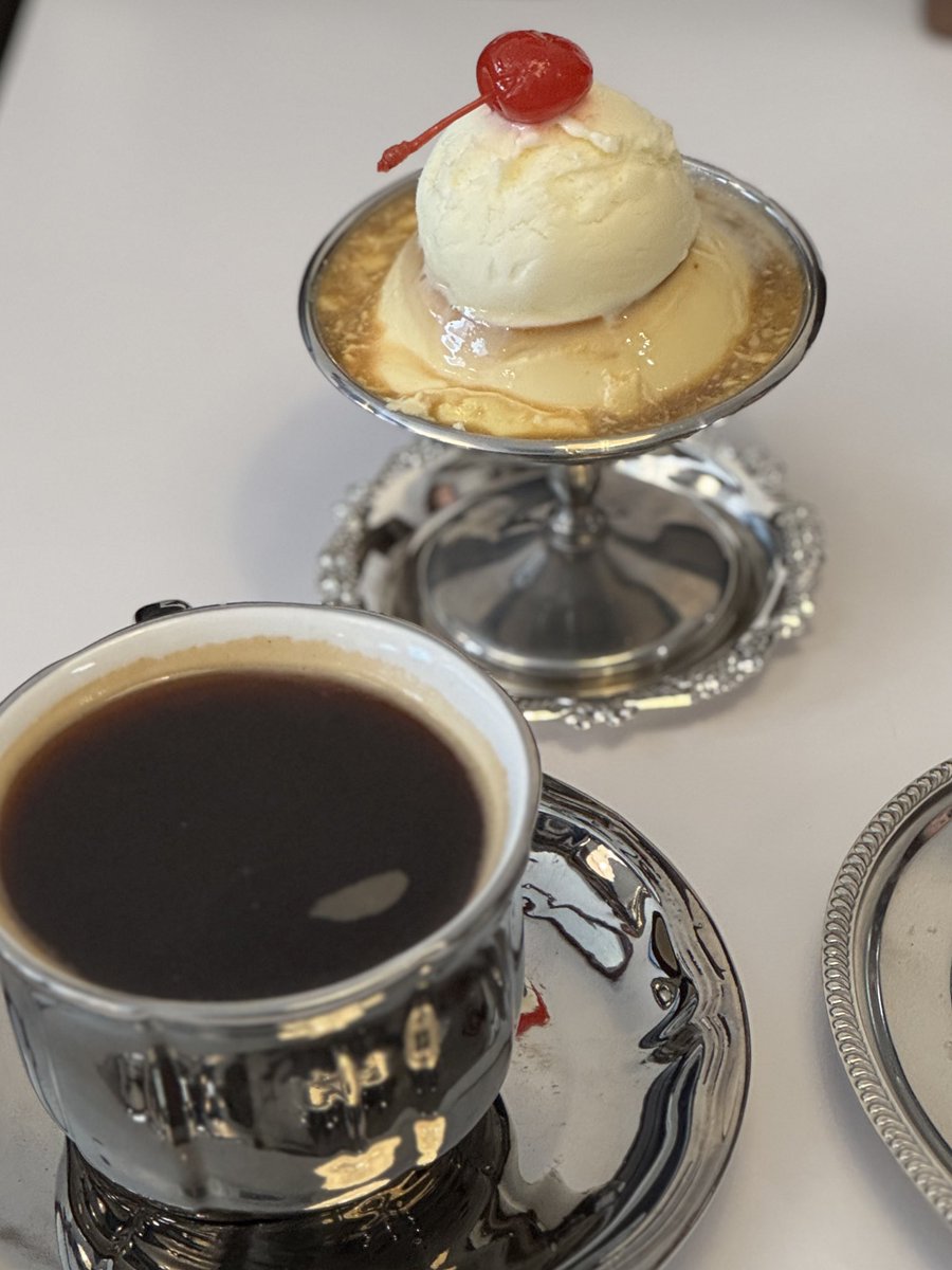 귀엽고 맛있구 🍮☕️