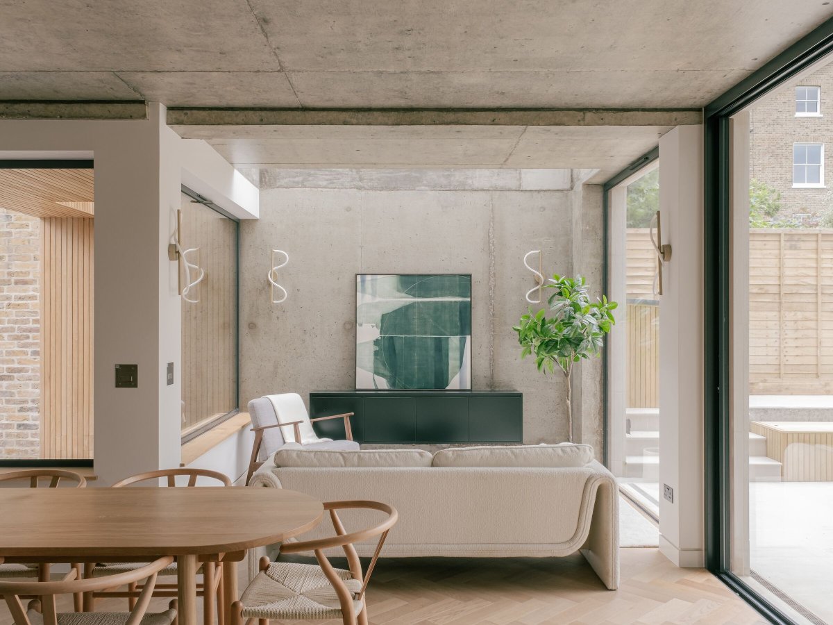 Archello's tweet image. On a tight Blackheath infill site, Mailen Design crafts a contextual yet contemporary home using reclaimed London stock brick, bronze-finished aluminium, and pre-cast stone.
buff.ly/8ytt9ld

#ContextualArchitecture #ReclaimedBrickwork #SustainableMaterials