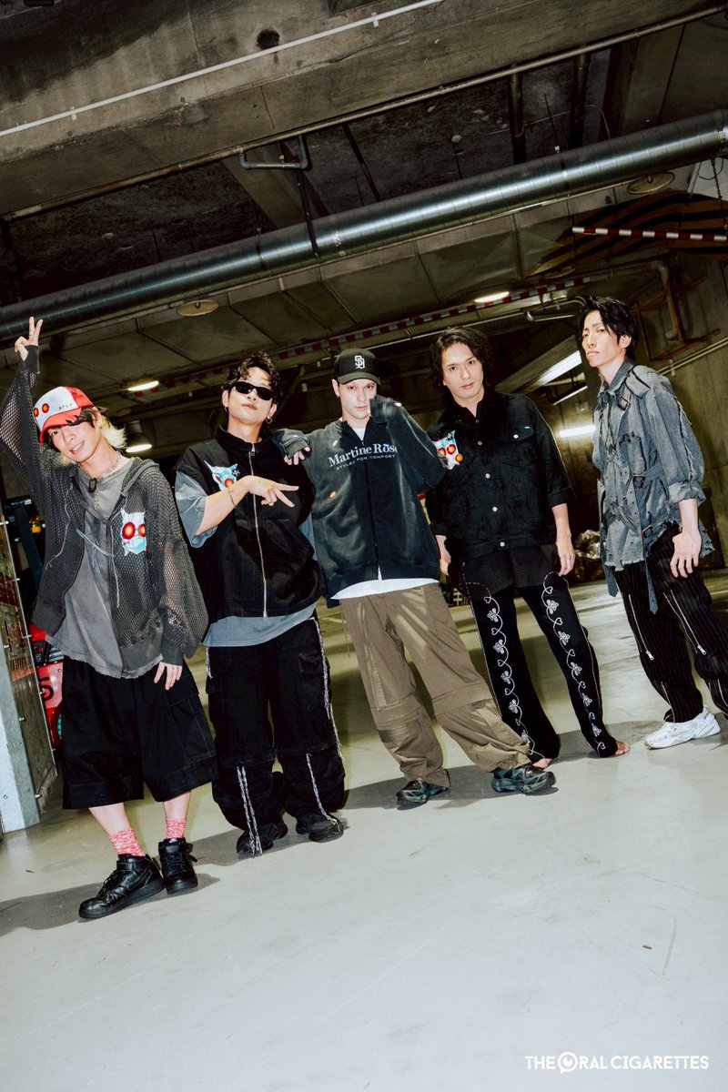 oral_official's tweet photo. 【DAY1終了！】

「AlterGeist0000 ARENA TOUR 2025」大阪城ホール公演初日終了！
お越しいただいたみなさん、ありがとうございました👏🏻👏🏻
本日はKamuiさん、SKY-HIさん、Masatoさんにゲスト出演していただきました！

明日もお楽しみに🔥🔥

#オーラル_AG0000
📸 @ryotalaw @_SHOT_ROW_ https://t.co/BmwDRztCRO