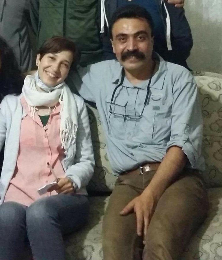 İşinden edilen 150 bin kamu emekçisinden biriydi. İşimi geri istiyorum mücadelesini ilk başlatan oldu. Adalet mücadelesi veren herkesin yanındaydı. İçi boş harddiski delil yapıp 10 yıl ceza verdiler!
Nuriye Gülmen 1717 gündür tutsak.
#NuriyeGülmeneÖzgürlük