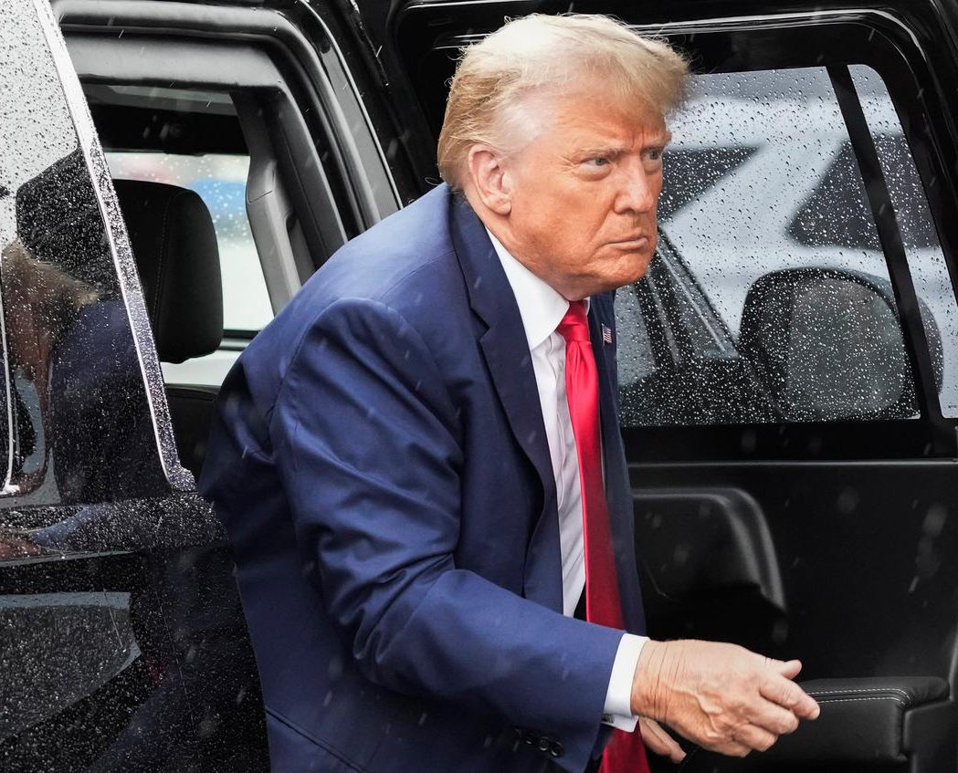 LeadingReport's tweet image. BREAKING: 56% of Republicans back President Trump for a third term, per Yale poll.