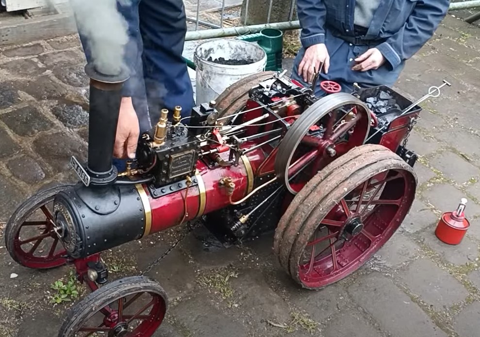 EngineMill's tweet photo. Bancroft Mill Steaming Day 27th April - https://t.co/VunpagvrQi
with added traction engines https://t.co/Ghc7X3l84p
