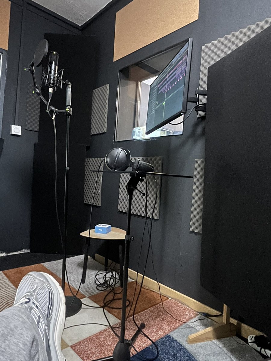 J’ai des dispo au studio aujourd’hui et demain! Qui a besoin de rec ou autre ?
