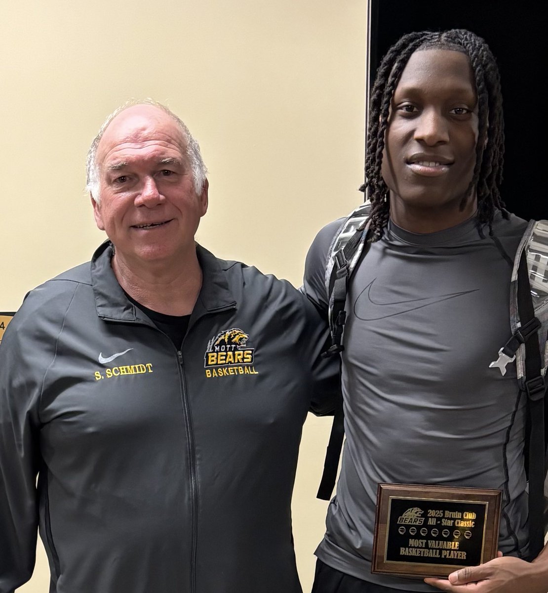 Great job by all 22 participants in our 35th Annual Bruin Club All Star game. Game MVP’s Javontae Ross (Powers) and Hawk Hamlin (Carman Ainsworth) both with 25 points in the 104-103 game. Flint basketball is in good!