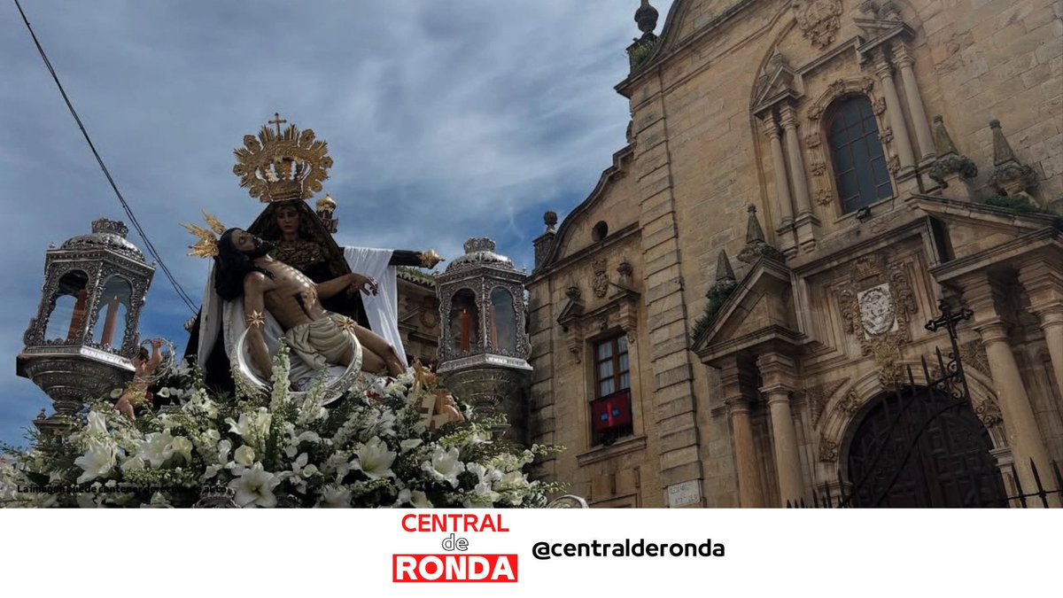 centralderonda's tweet photo. ✝️| Las Angustias realizan estación de penitencia en un soleado Viernes Santo https://t.co/6F46WkG3Rc