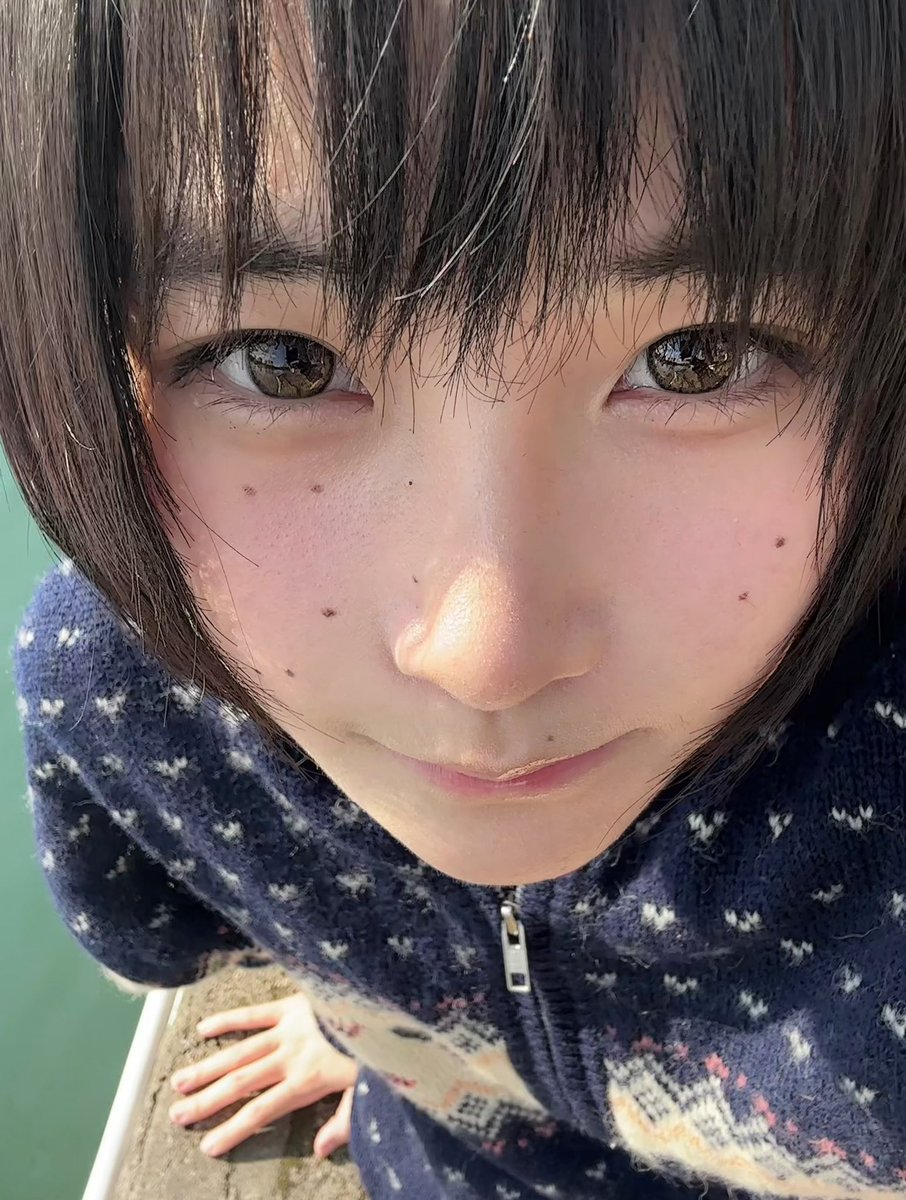 谁在切洋葱 tweet media