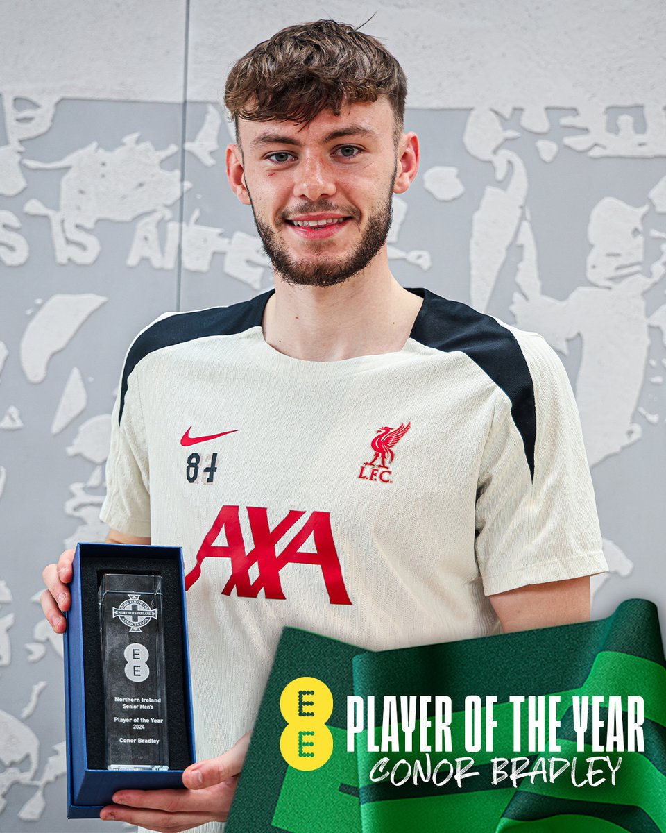 NorthernIreland's tweet image. Worth the wait 🏆 Conor Bradley is your 2024 @EE Player of the Year 👏 #GAWA 

@conorbradley03 | @LFC