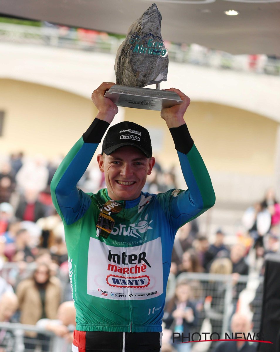 LottoIntermarch's tweet image. FINAL VICTORY FOR GEORG ZIMMERMANN 🏆 

Gigi wins Giro d’Abruzzo thanks to fabulous teamwork in the last stage 😍
