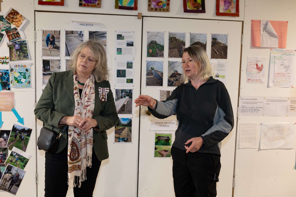 What an incredible week at Duckyls Farm! Thank you so much to Lady Emma Lord-Lieutenant of West Sussex for visiting to celebrate VE Day 2025 by planting a beautiful Red Oak. We all had such a fantastic day!

Photos: Alexander Brattell