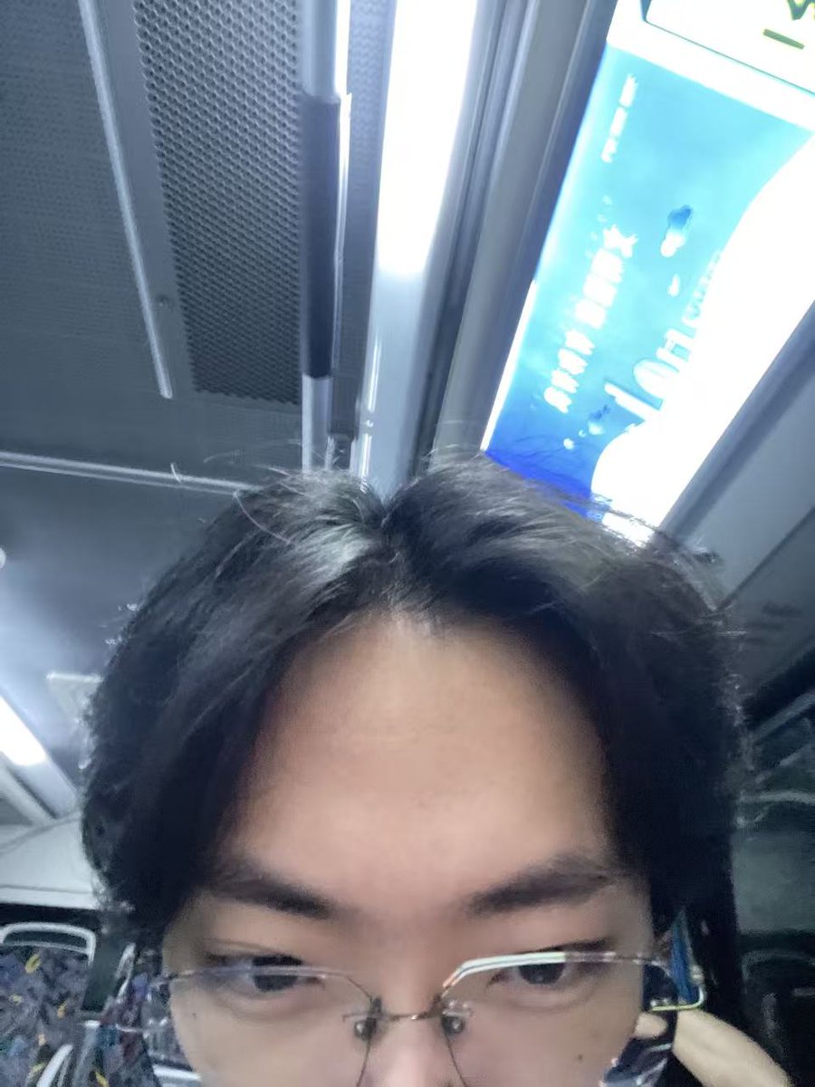 撸管小子艳丽 tweet media