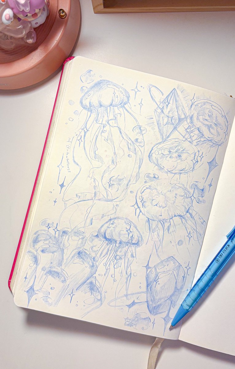 karu . ݁₊ ⊹ (@radeekaru) on Twitter photo 