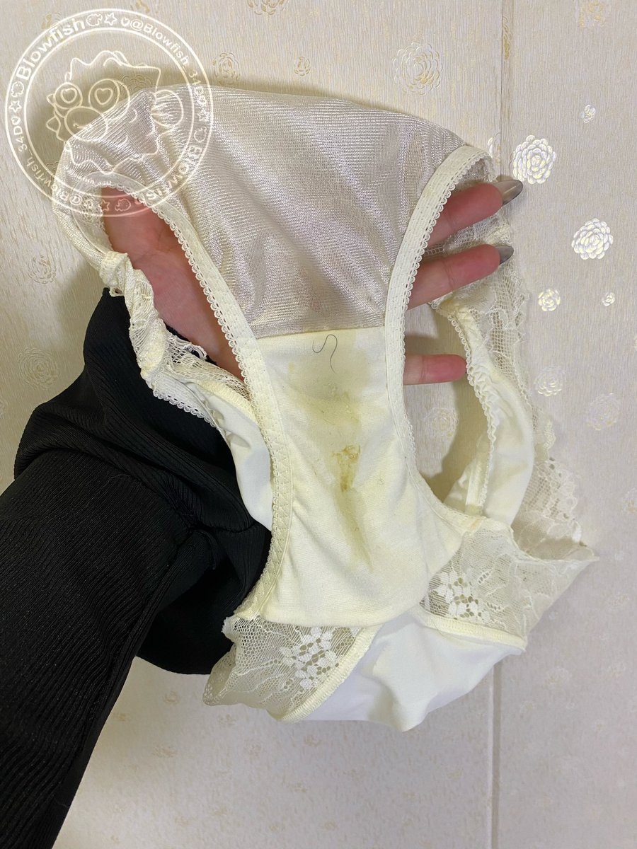 主播的内裤最近有点掉毛哇…… https://t.co/Z8FSBrjM1W