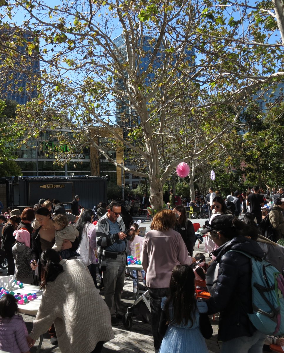 Spring Fling is tomorrow, 4/19! The TJPA + <a href="/theeastcut/">The East Cut</a> welcome everybunny to Salesforce Park for free egg hunts, a Funny Bunny meetup, live music, crafts, face painting, &amp; <a href="/barebottle/">Barebottle Brewing</a> for purchase!

RSVP is req'd ONLY for children attending an egg hunt: thethirdplace.is/event/spring-f…