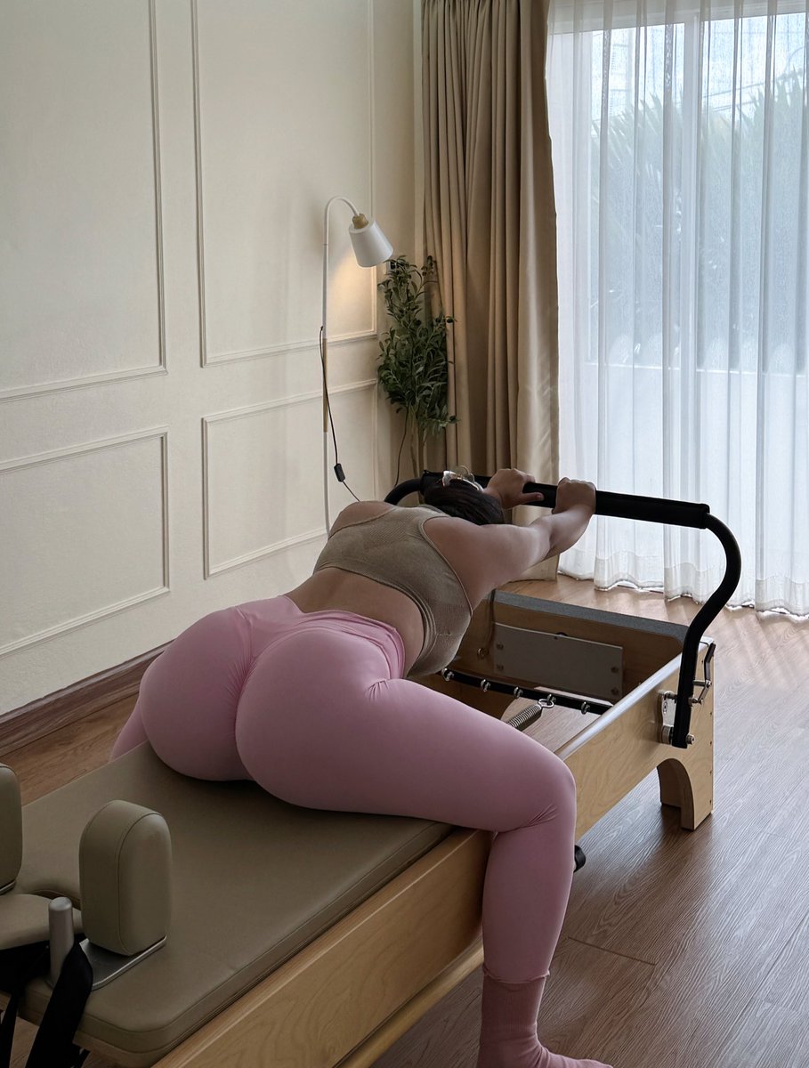 ก้นน่าเย็ด