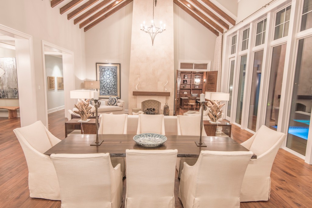 PerroneConst's tweet photo. Inspired by the more whimsical architectural detailing in Dutch West Indies design, plenty of warmth and character make this bespoke residence timeless and inviting despite its grand size. 

See the full gallery: https://t.co/IW4tldiXIY https://t.co/cetzhGLqpn