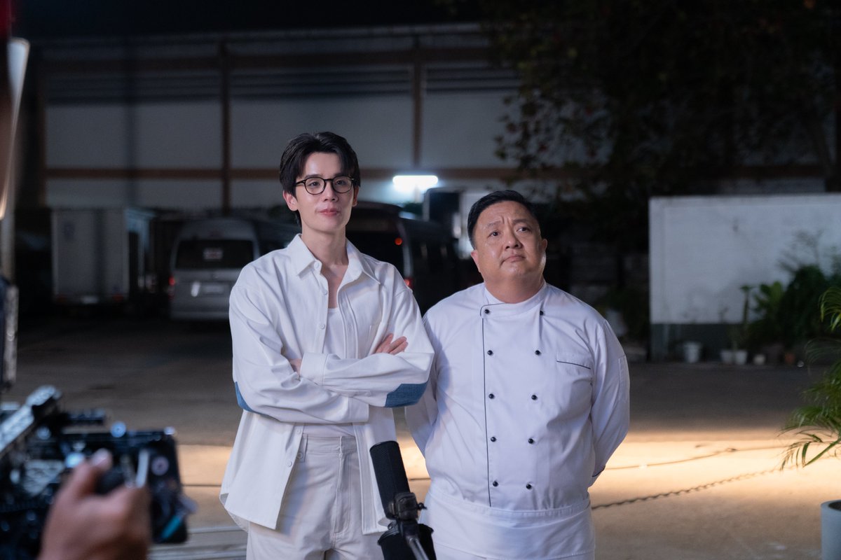 SweetToothTH's tweet photo. ถ้านี่ไม่ใช่การเปิดตัวที่หล่อที่สุด 😍
ชูป้ายไฟ พี่กัปตัน รอละ

#SweetToothGoodDentistEP4
@jimmyyjp_ https://t.co/A6MLyY6Ffu