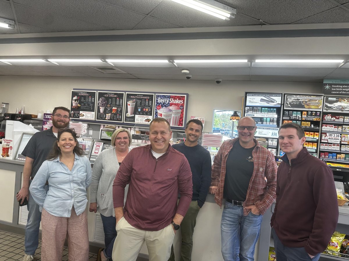 Having a <a href="/udf_official/">UDF</a> next to our office is super convenient.  It's even better when the #wednesday #freebie is a scoop of ice cream.  This made for a perfect afternoon snack for some of our team.