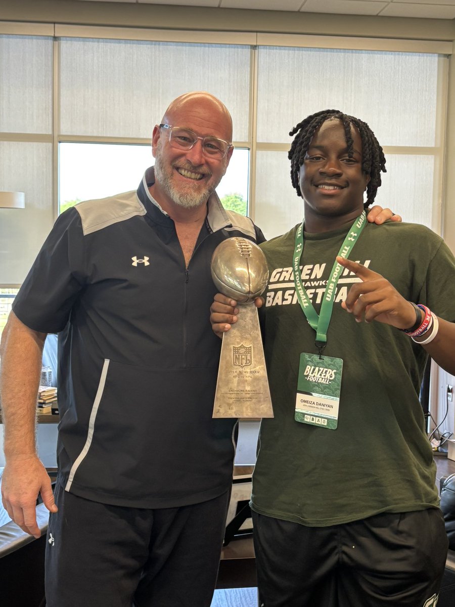 #AGTG Blessed to receive an offer from <a href="/UAB_FB/">UAB Football</a> and <a href="/DilfersDimes/">Trent Dilfer</a> while visiting!! <a href="/Jcrouch17/">Coach Crouch</a> <a href="/OnTopAthletics/">OnTopAthletics Inc📚🏈⚾️</a> <a href="/thompsmd23/">Coach Thompson</a> <a href="/GreenHill_Hawks/">Green Hill Football</a> <a href="/CSmithScout/">Chris Smith</a> <a href="/dylancrews/">Dylan Crews</a> <a href="/G_HillAthletics/">Green Hill High School Athletics</a> <a href="/lino_lupinetti/">Lino Lupinetti</a>