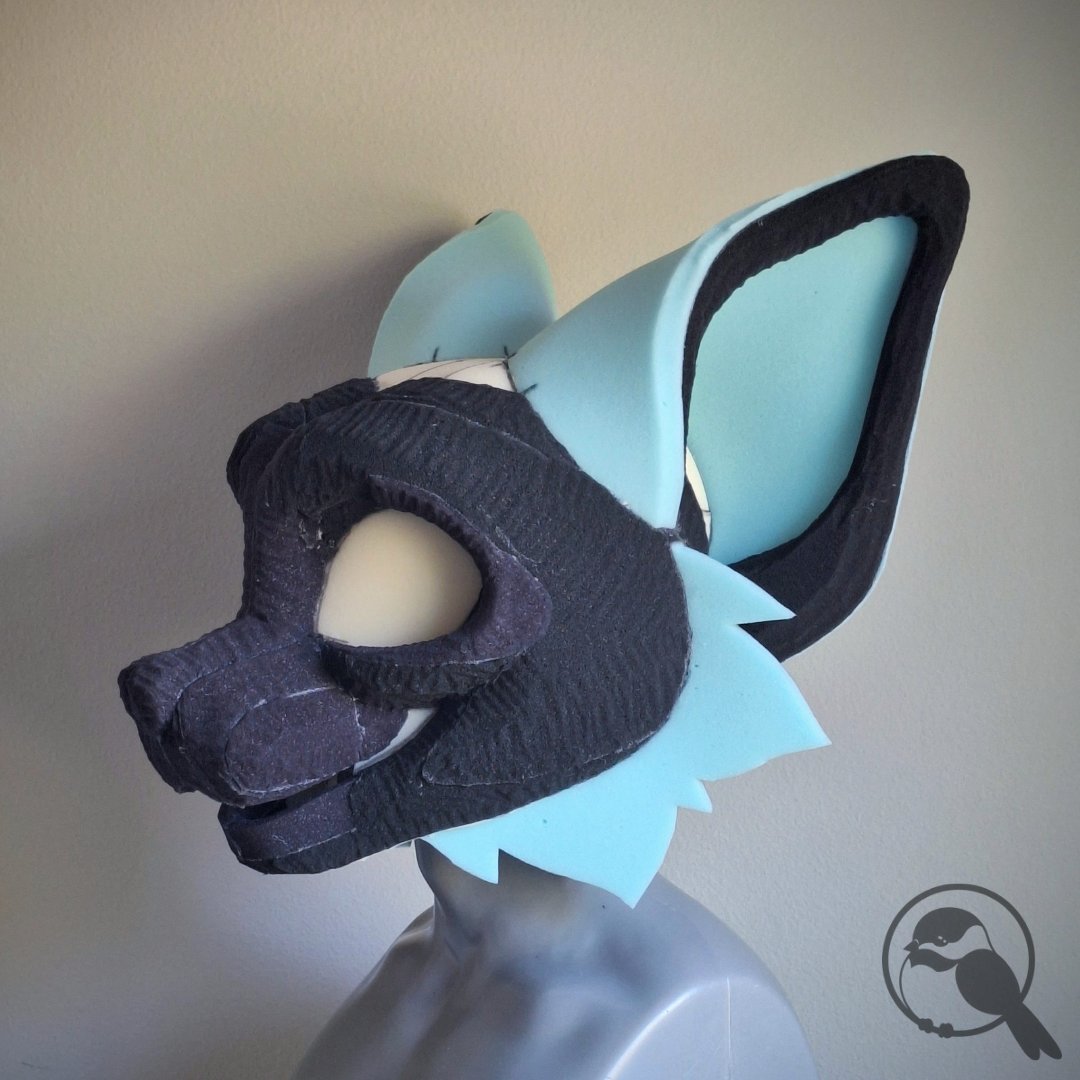 chickaspree's tweet photo. This Dogfish headbase was made for @ZynnisterBay . I always appreciate very clear refs, so I know what my goal is 🤗
#fursuit #furry #headbase #fursuitbase #furryheadbase #fursuitmaker #dogfish https://t.co/TbmYguuseA