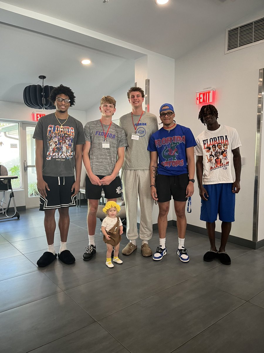 Micah Handlogten (@mhandlogten) on Twitter photo Truly blessed to have had the opportunity to help feed and comfort the families <a href="/RMHCNCF/">RMHCNCF</a> . Each and every person deserves a home cooked meal and some joy!  <a href="/fl_victorious/">Florida Victorious</a> #fvfoundation Truly blessed to have had the opportunity to help feed and comfort the families <a href="/RMHCNCF/">RMHCNCF</a> . Each and every person deserves a home cooked meal and some joy!  <a href="/fl_victorious/">Florida Victorious</a> #fvfoundation