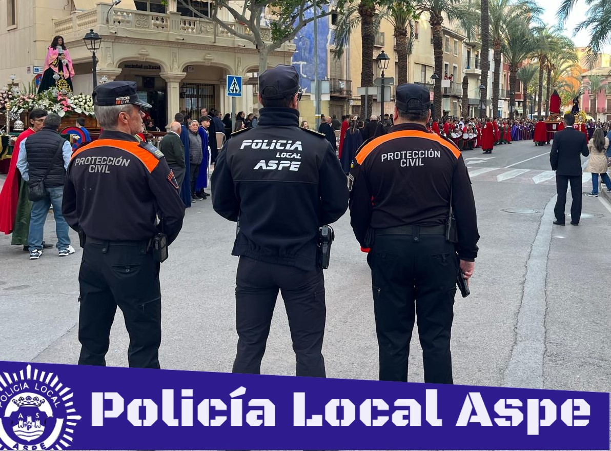 🚔🚨 PROCESIÓN DEL ENCUENTRO ✝️🕯️
🌄La “Mañanica de Viernes Santo” trae consigo una de las procesiones más relevantes de la Semana Santa aspense.
Policía Local y Protección Civil acompañan, cuidando del desarrollo del acto y de todos los que lo viven con emoción contenida. 👮‍♂️