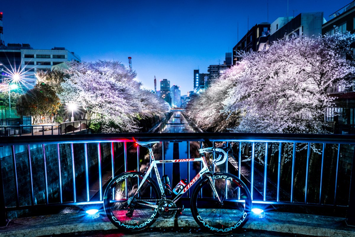 v_x_r_s's tweet photo. TIME VXRS ULTEAM WORLDSTARとCHAPTER2 TOAとCervélo Ásperoにまたがる長身サイクリスト。エンジョイ勢だけど楽に走るための強さは多少欲しい。音楽やクルマや写真/カメラもすきです。 #ロードバイク乗りと繋がりたい #TIMEBIKES #CHAPTER2BIKESJAPAN #Cervelo #ロードバイク写真部 #RaphaCyclingClub https://t.co/UMEEJGVogy