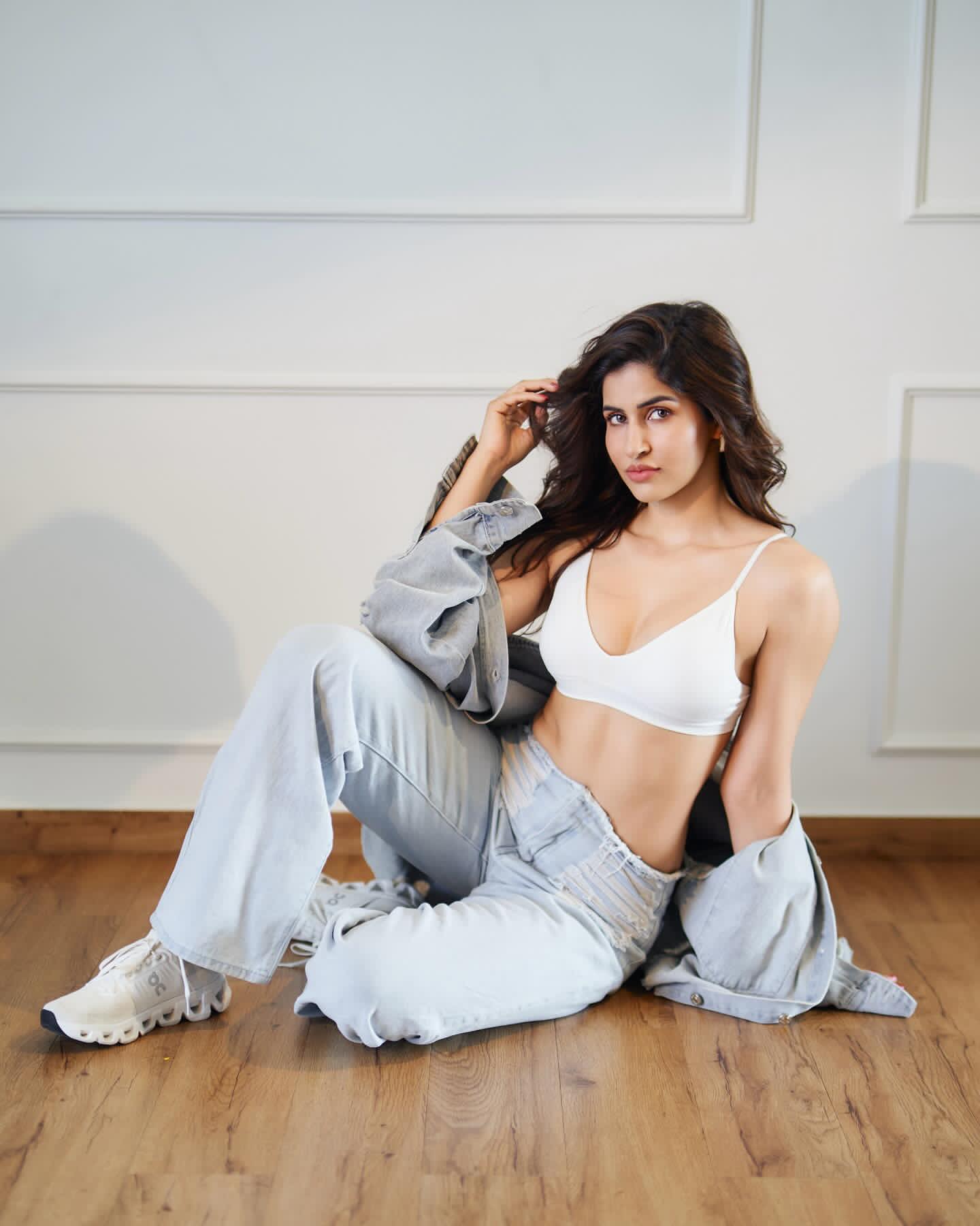 Go0zRcLa4AAdF7-?format=jpg&name=large