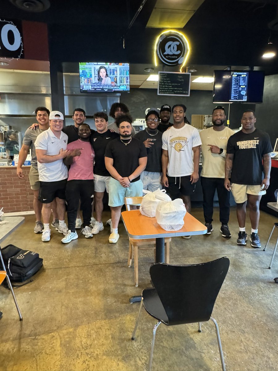 Dogs gotta eat <a href="/VandyFootball/">Vanderbilt Football</a> #AnchorDown #TrueBrotherhood