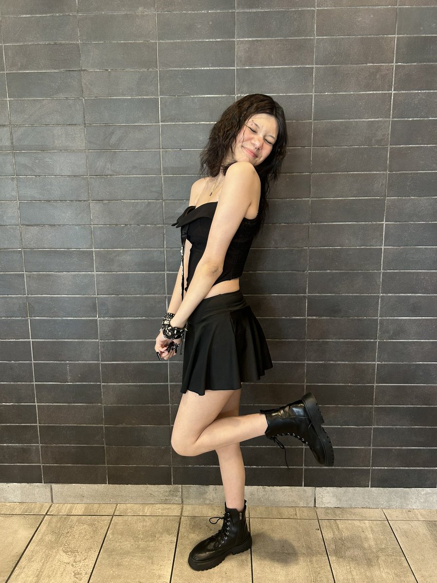 jaz 🦴 tweet media