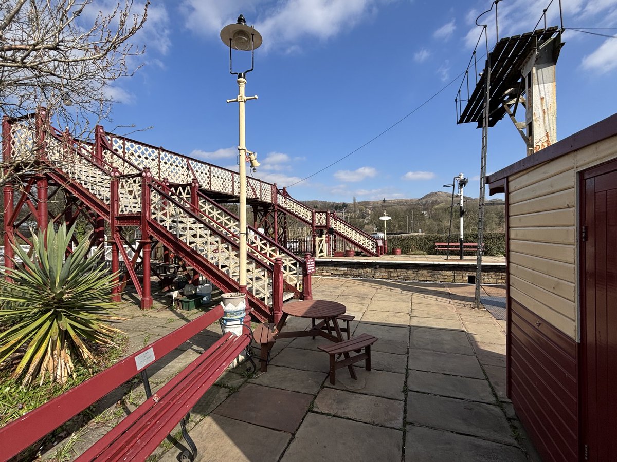 RaymondLeBlanc's tweet image. #ramsbottom was lovely on our recent visit. A wedding ceremony was going on in the church. 
It’s always nice to see so many happy people on such an occasion #uk