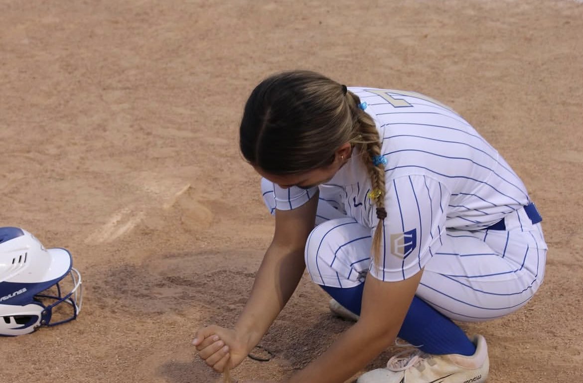 htxshayy's tweet photo. Last game. Last season. Softball’s been my world, and now it’s over.

It wasn’t just a sport, it was home. I’ll miss everything.

The journey ends, but the love stays. Signing out, #7. https://t.co/9sxlG9RW9Y
