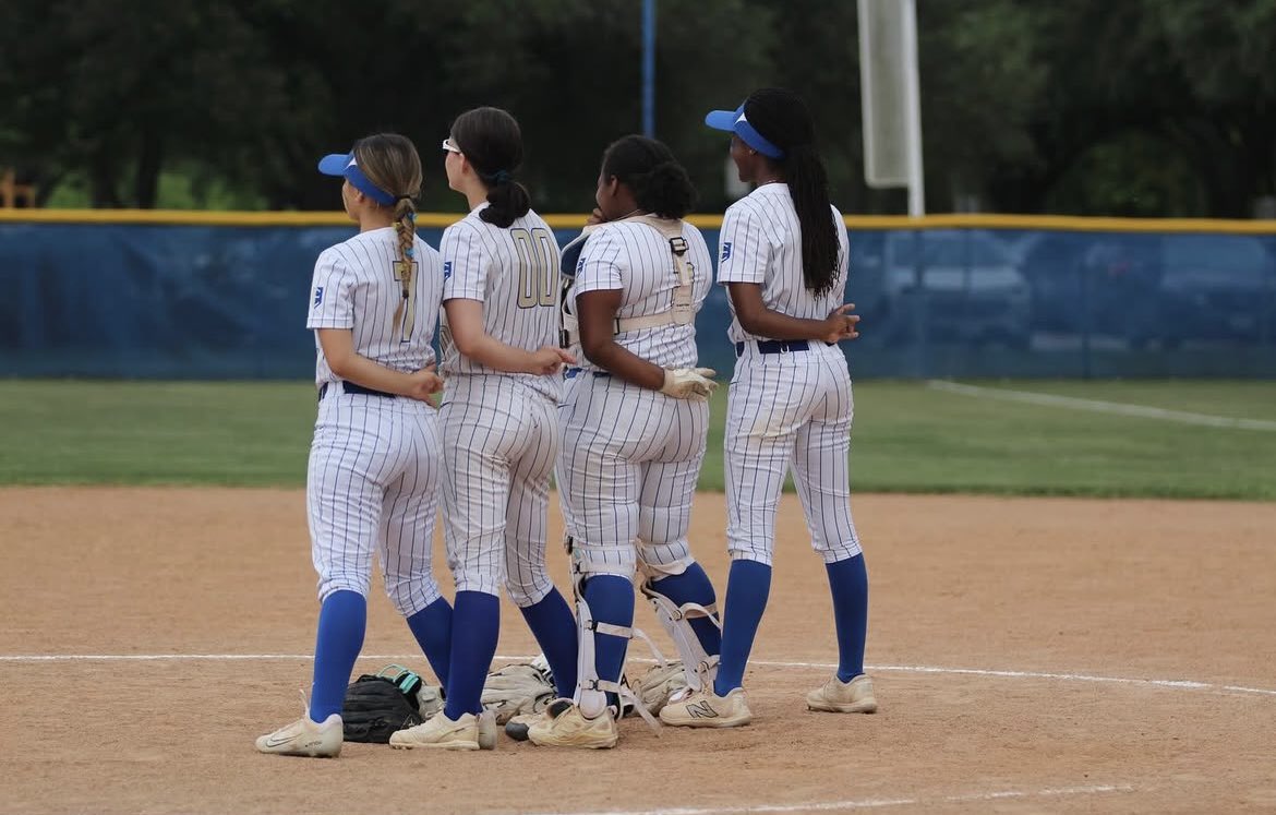 htxshayy's tweet photo. Last game. Last season. Softball’s been my world, and now it’s over.

It wasn’t just a sport, it was home. I’ll miss everything.

The journey ends, but the love stays. Signing out, #7. https://t.co/9sxlG9RW9Y