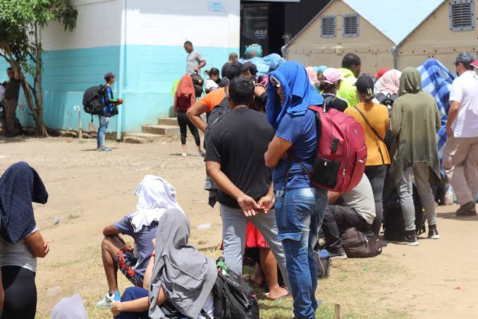 🌍 Panorama global de la migración 

📊 En 2024, se registró el mayor número de personas viviendo fuera de su país de origen, según la <a href="/UN/">United Nations</a>.
⚡ Este cambio afectará estructuras políticas, económicas y sociales por generaciones.
🗳️ En democracias clave, 2024 fue un año de derrotas