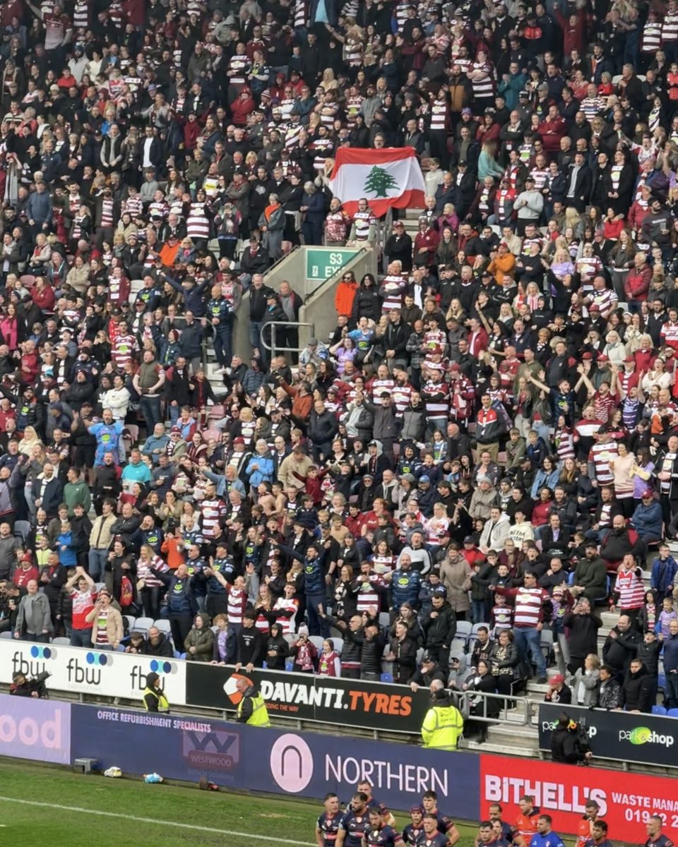 Lisa Ramos (@lisaaramos) on Twitter photo A warm welcome from Chrisβs new team and sport! Thank you <a href="/WiganWarriorsRL/">Wigan Warriors πβͺοΈ</a> ! β₯οΈ A warm welcome from Chrisβs new team and sport! Thank you <a href="/WiganWarriorsRL/">Wigan Warriors πβͺοΈ</a> ! β₯οΈ