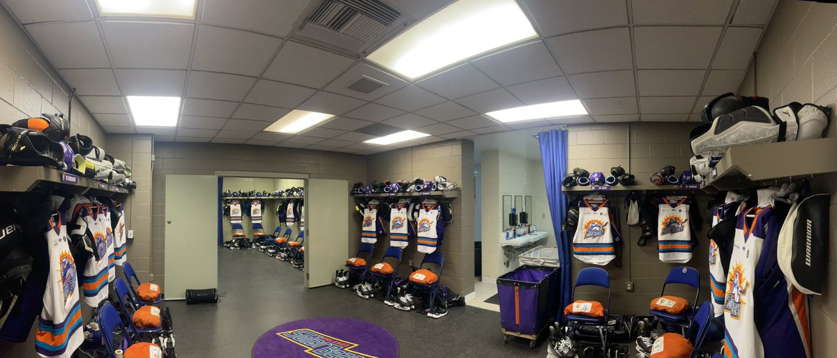 Round one starts tonight here is SC!!@PHATS_SPHEM