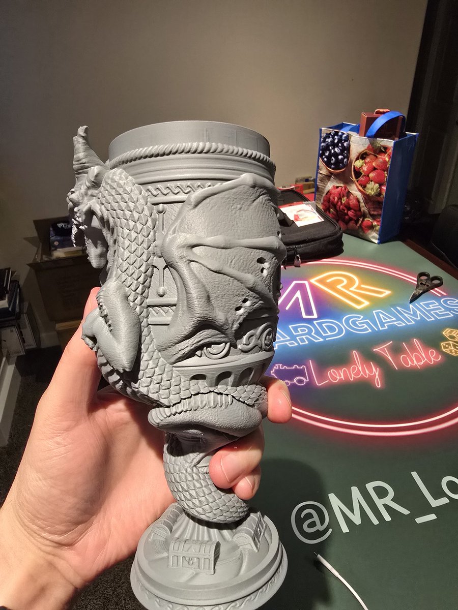 What do you think of this #3dprint ? When R is DMing our #ttrpg games he sips away from it.

The only thing left now is to paint it.