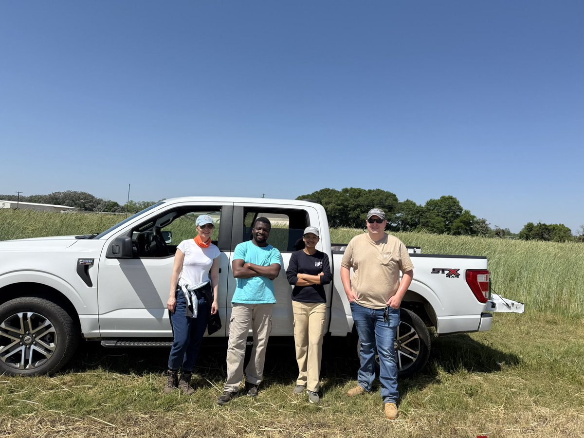 NishankNisith's tweet photo. Fieldwork season of the year is officially here! Time to swap lab coats for sunscreen and get our hands dirty with data. Excited for another summer of science, sweat and auburn weed bionomics team. @Maity_Weed @AuburnU @AuburnAg https://t.co/N8zOD0nQ6B